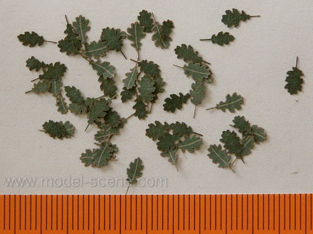 Realistic Leaves- 1/72nd Scale Oak Green