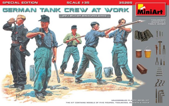 WWII German Tank Crew at Work(5) w/Buckets, Tools & Boxes (Special Edition)