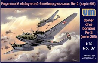 Petlyakov Pe2 205 Series Soviet Dive Bomber