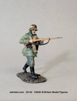 WW1: German Infantryman Advancing 1916-18