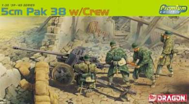 5cm PaK 38 Gun with Crew