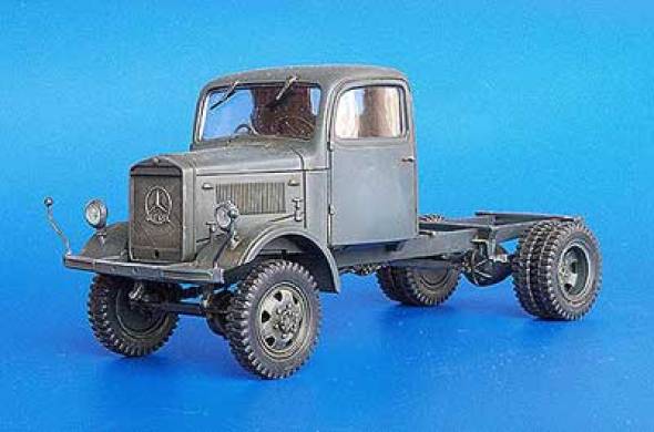 Mercedes L3000 4x4 Chassis