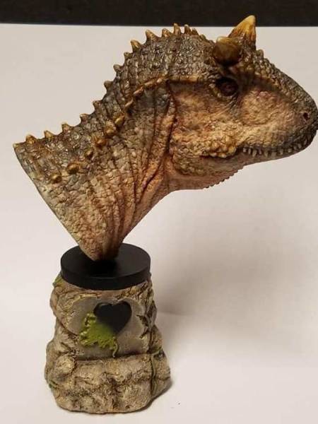microMANIA - Carnotaurus Bust - ONLY 1 AVAILABLE AT THIS PRICE