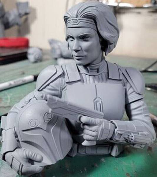 microMANIA - Bo-Katan Bust - ONLY 2 AVAILABLE AT THIS PRICE