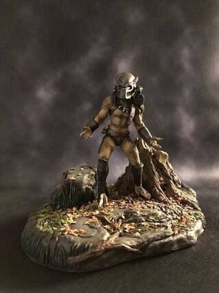 microMANIA - Predator Figure with Base - ONLY 1 AVAILABLE AT THIS PRICE