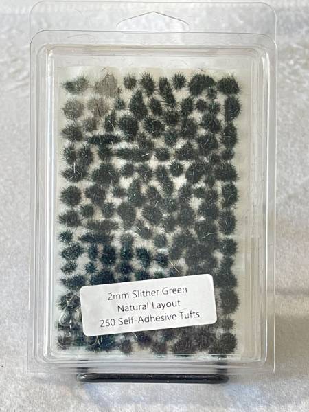 Shadows Edge 2mm Slither Green Tufts Natural Layout