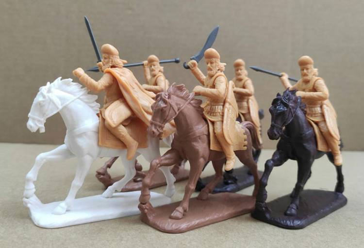 Persian Median Cavalry (Medium Cavalry) - ONLY 2 AVAILABLE AT THIS PRICE