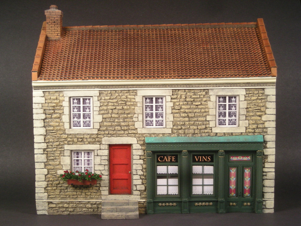 French Cafe & Apartments