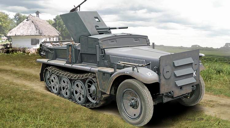 WWII German SdKfz 10 Halftrack with 3.7cm PaK 35/36 Gun