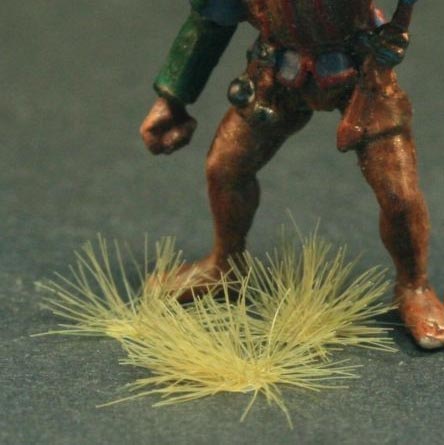 Mini Tuffs of Grass- Height 4mm - Dry Grass - Designed for Small Scales 15mm, 1/72, 28mm