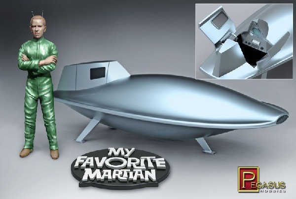 My Favorite Martian: Uncle Martin Figure & Spaceship