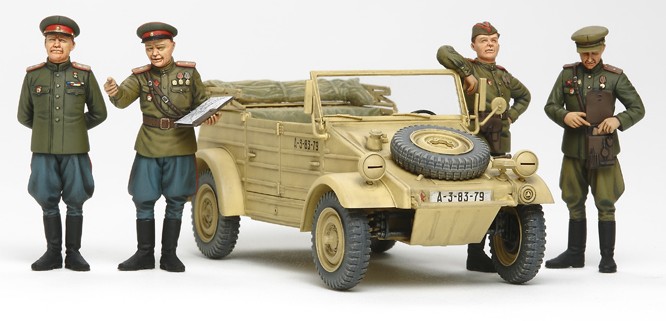 WWII Russian Commanders and Staff Car