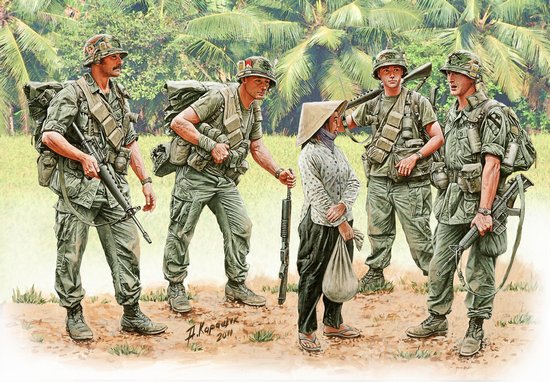 Patroling, Vietnam War Series - 5 Figure Set