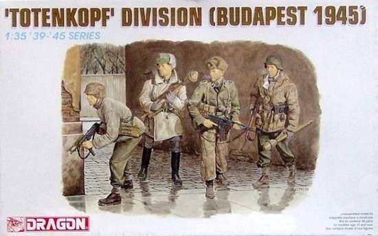 Totenkopf Division Soldiers Budapest 1945 (4)