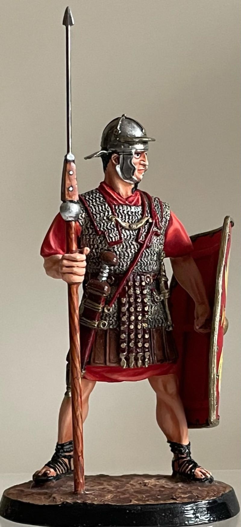 HM Miniatures: Caesar’s Legionnaire, Standing w/ Pilum  - MM-020