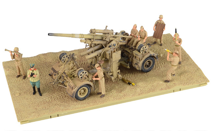 Krupp 88mm FlaK 18. German Army DAK, El Alamein, North Africa, June 1942, w/8 Figures