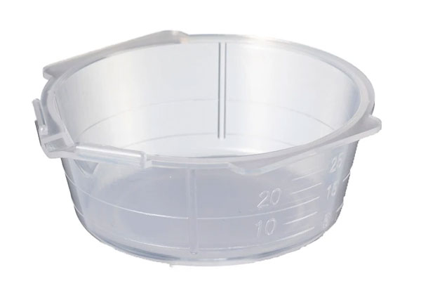 Mr. Measuring Cup w/Pourer