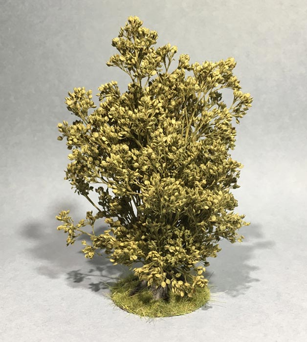 Scenic & Diorama: Large Bush with Grass Base