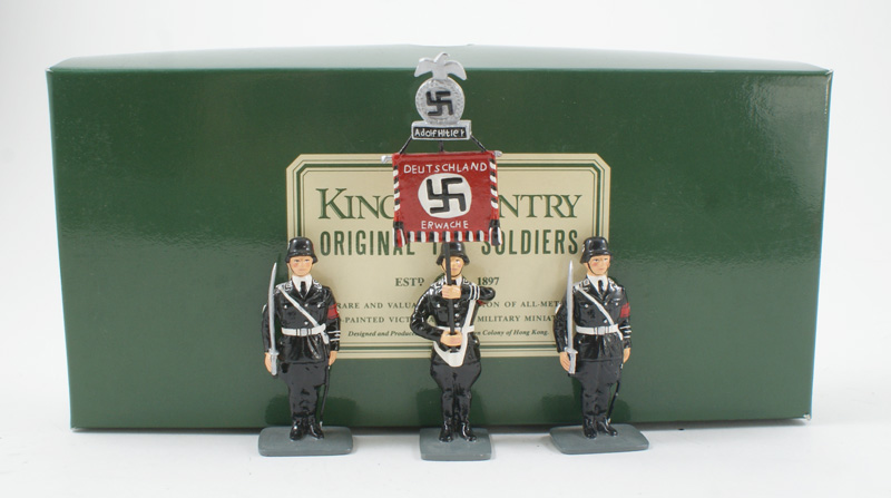 King & Country LAH Standing At Attention LAH1