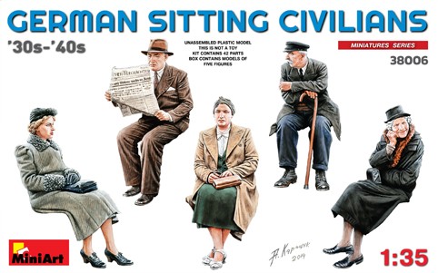 German Civilians Sitting 1930-40s (5)