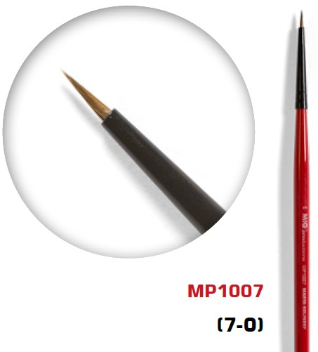 Size 7/0 Marta Kolinsky Brush