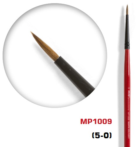 Size 5/0 Marta Kolinsky Brush