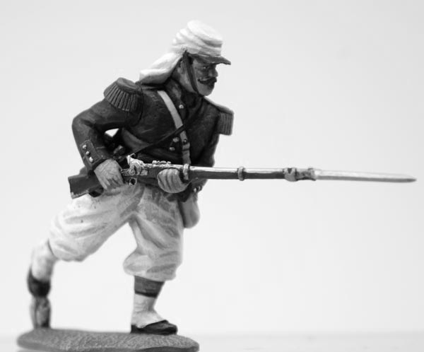 French Foreign Legion Charging in Kepi with Havelock - Unpainted Kit - ONLY 1 AVAILABLE AT THIS PRICE