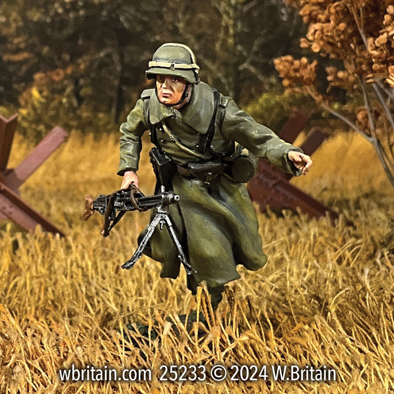 German Grenadier Running in Greatcoat With MG 42 1942-45