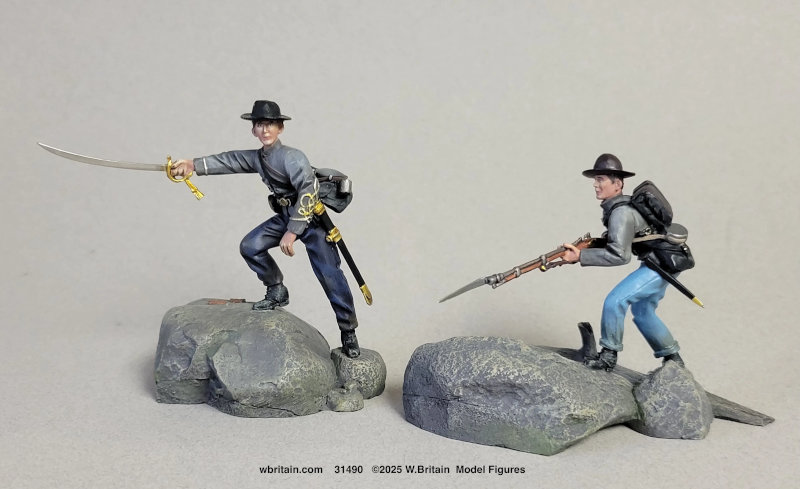 American Civil War: Scrambling Up The Roundtops Confederate Officer and Infantryman