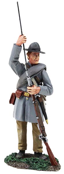 Confederate Infantry Standing Ramming in Frock Coat No.1