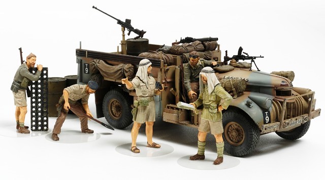 British LRDG Command Car w/7 Crew