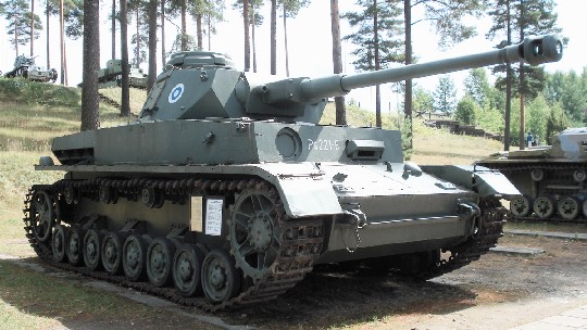 German PzKpfw IV Ausf J Medium Tank