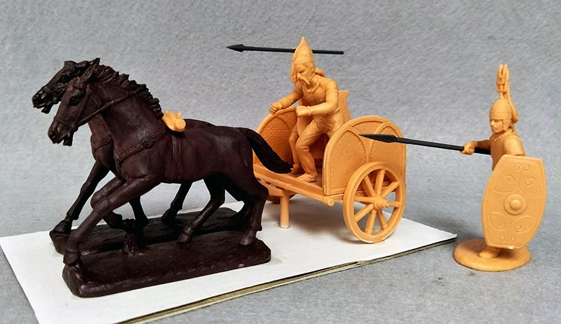 2 Chariots, Horses & Weapons Roman Chariot Set Bagged Playset #43 NIB 
